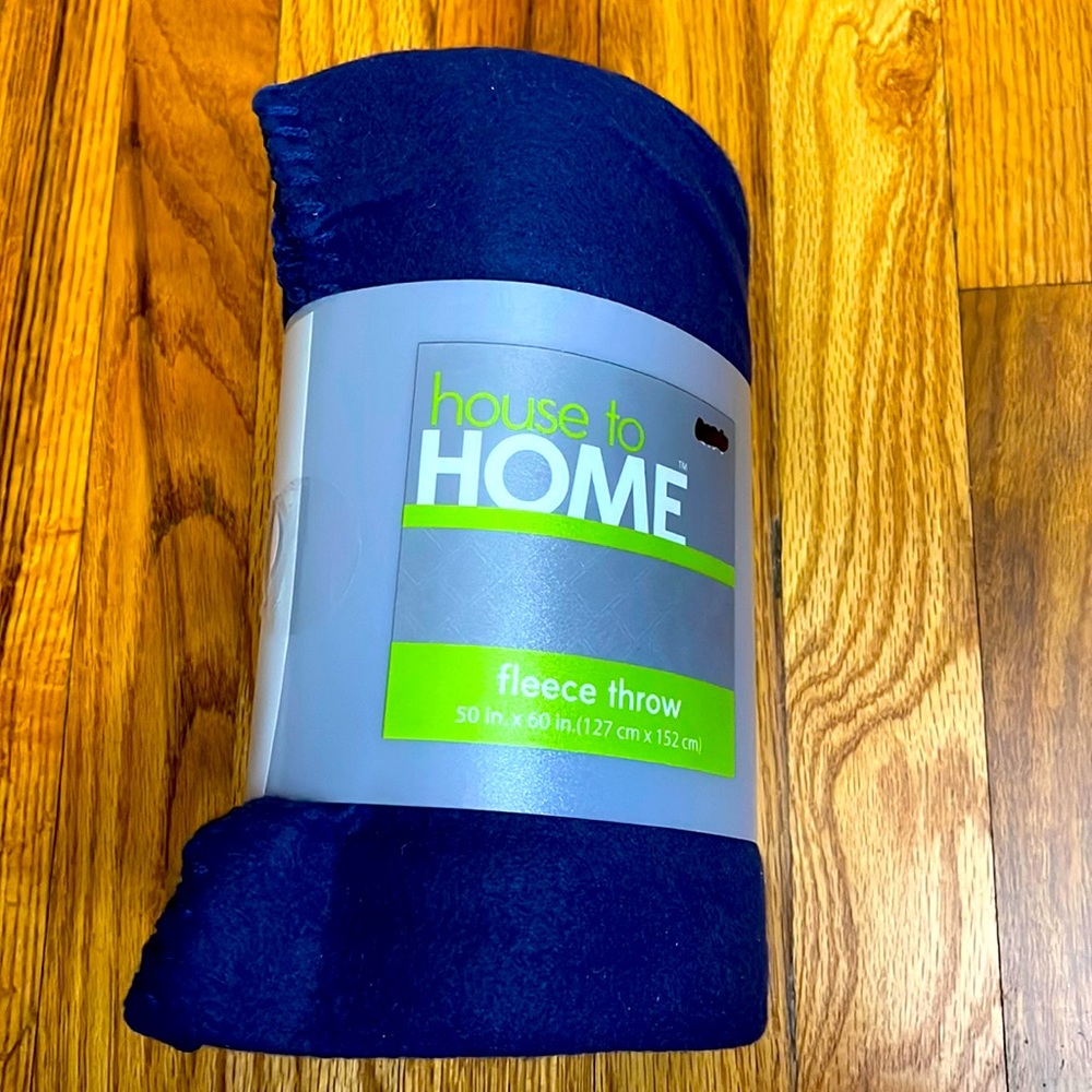 House To Home Fleece Throw 50" By 60" Blue Soft SOLD❣️❣️❣️